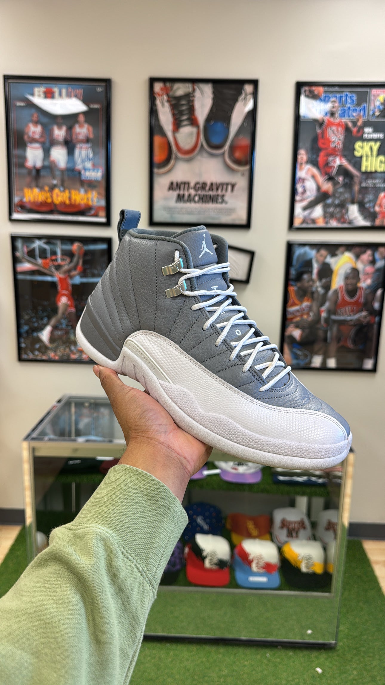 Jordan 12 Retro “Stealth” (Sz 10.5)