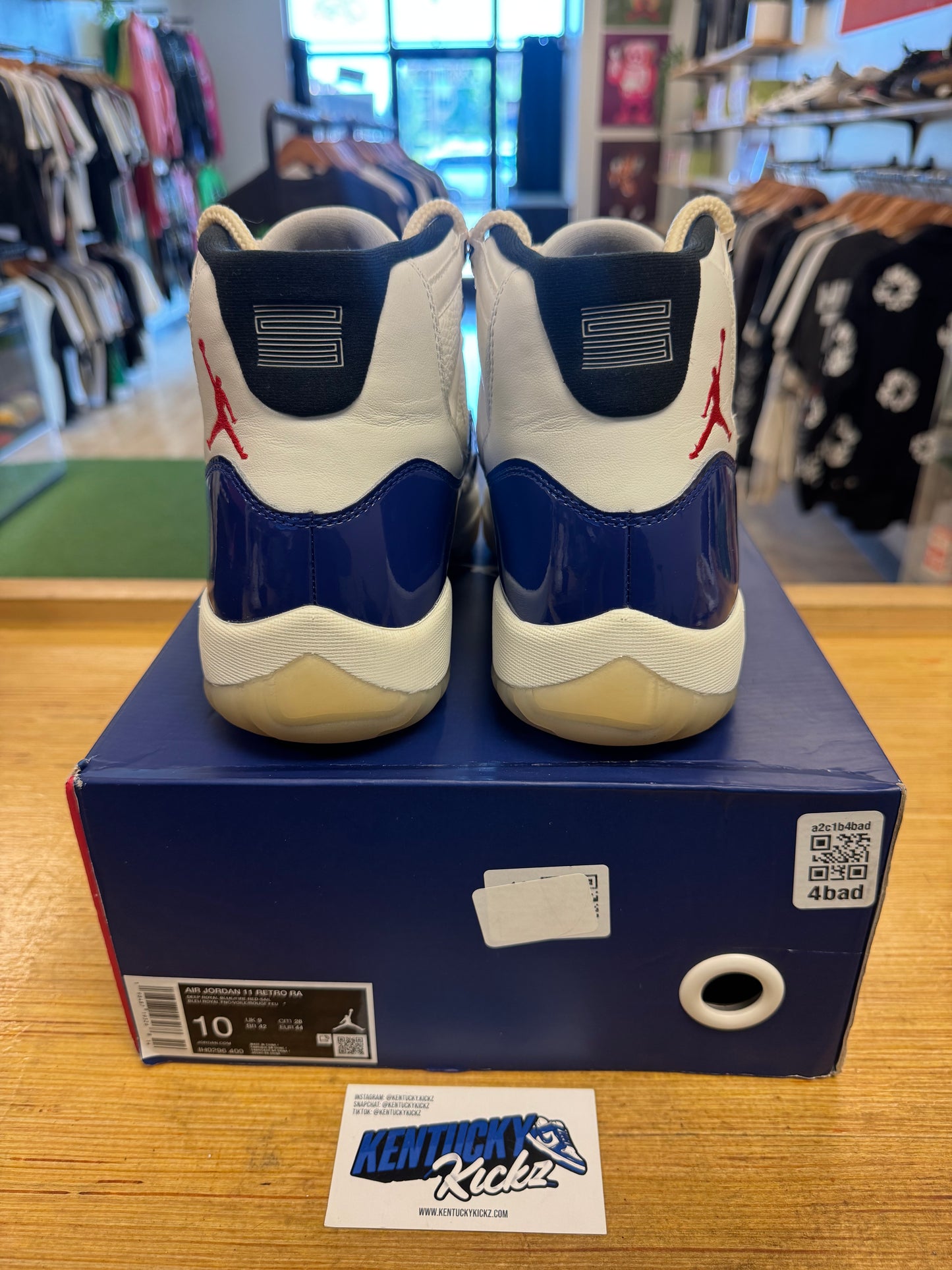 Jordan 11 Retro “Rare Air” (Sz 10)