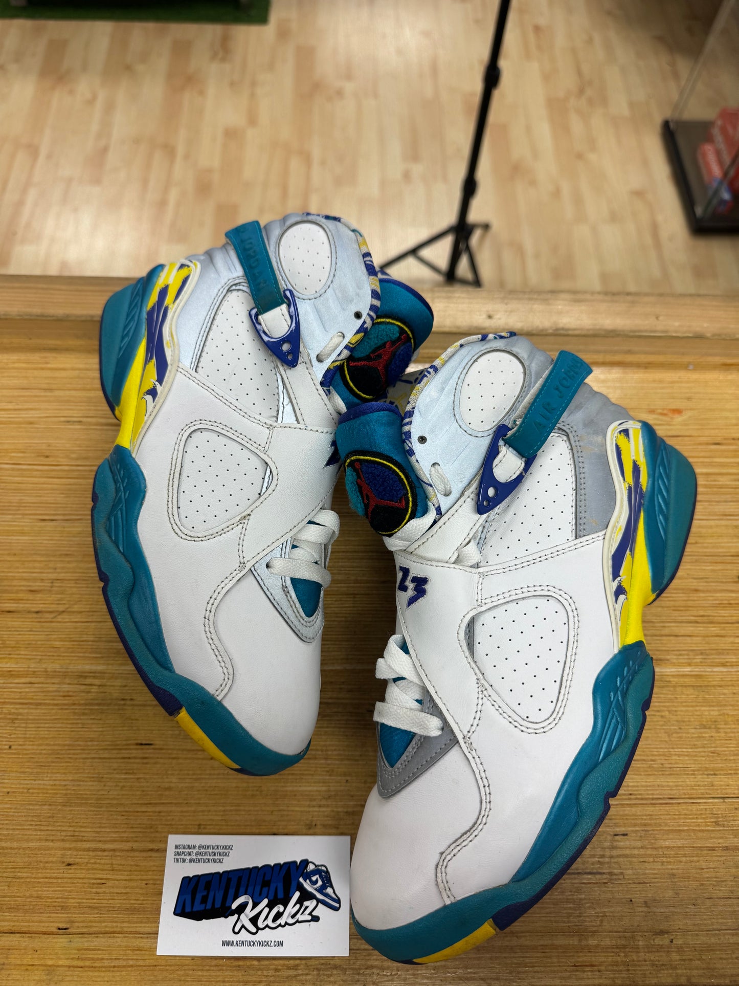 Jordan 8 Retro “White Aqua” (Sz 9W / 7.5 Men)