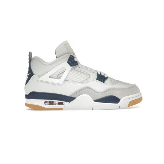 Jordan 4 Retro SB “Navy”