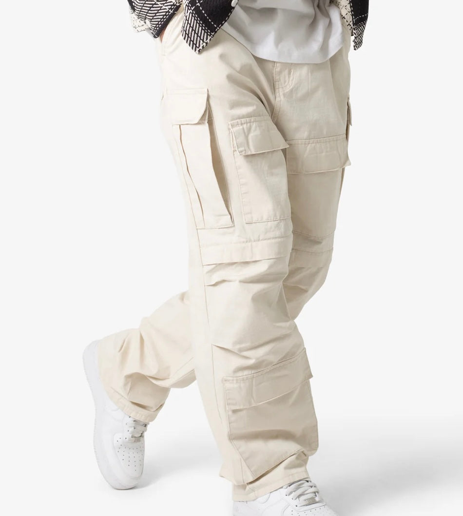 MNML ULTRA BAGGY CARGO PANTS
“OFF WHITE”