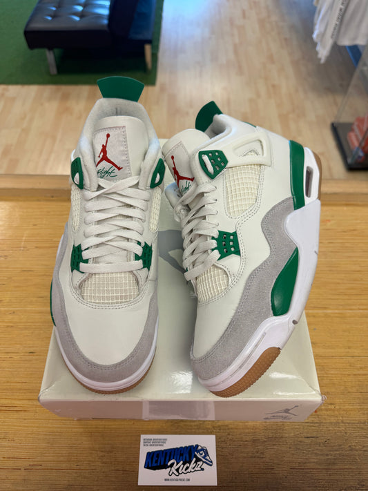 Jordan 4 Retro SB “Pine Green” (Sz 9.5)