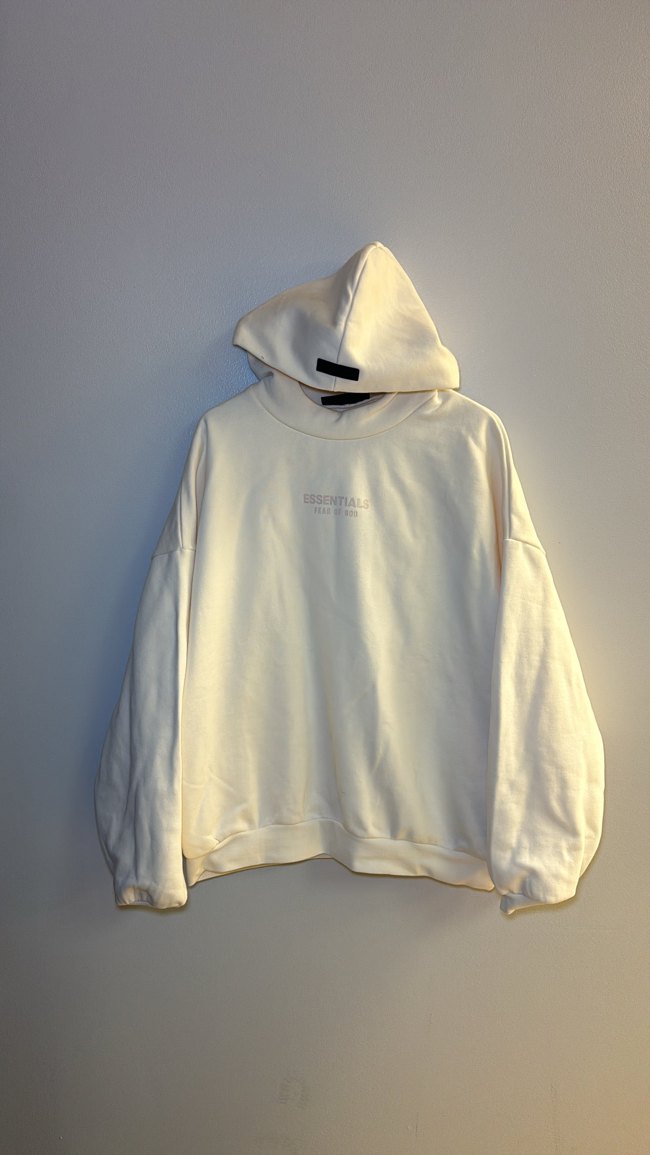 FOG Essentials Hoodie “Cloud Dancer)