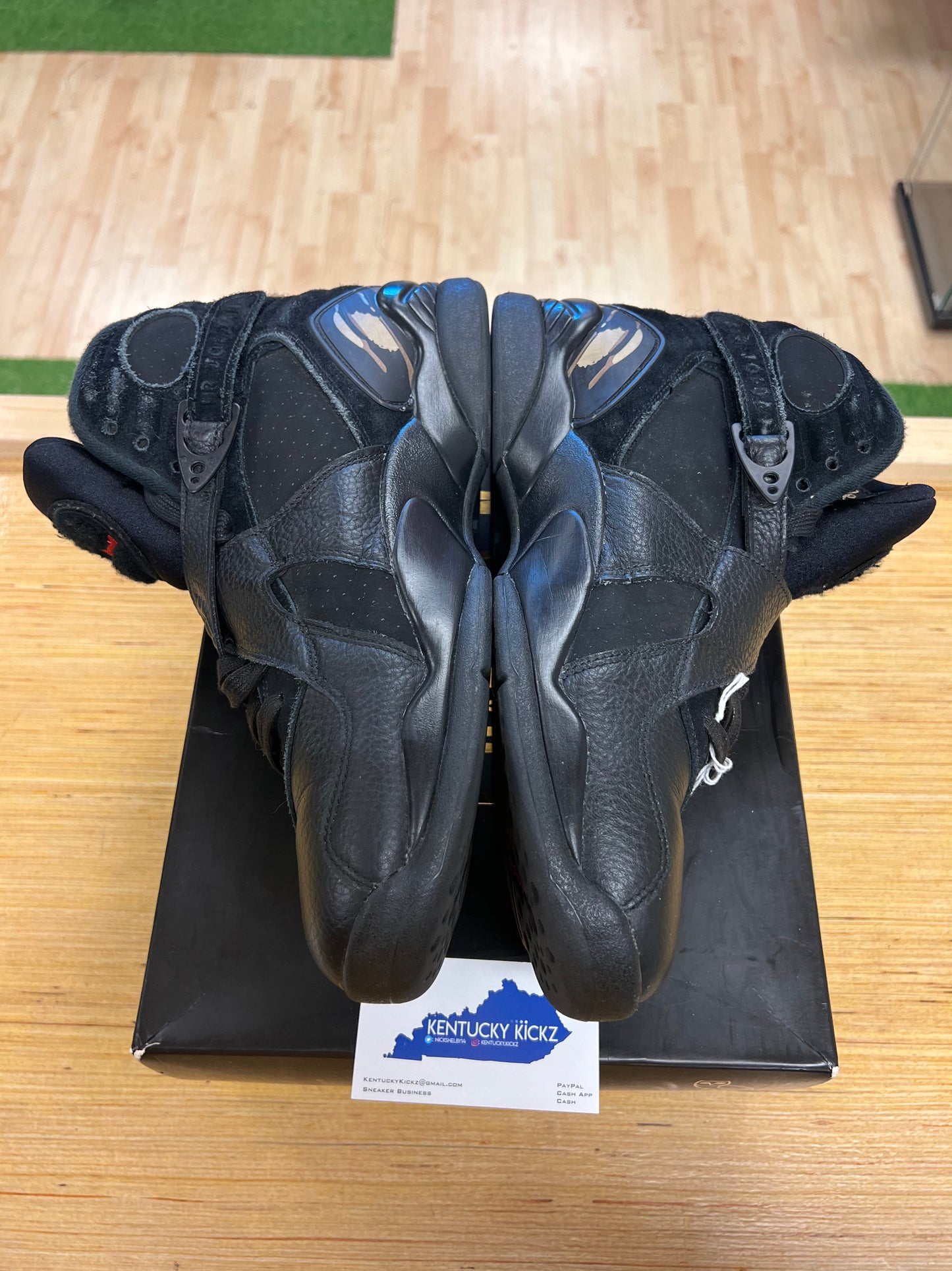 Jordan 8 Retro “OvO Black” (Sz 11)